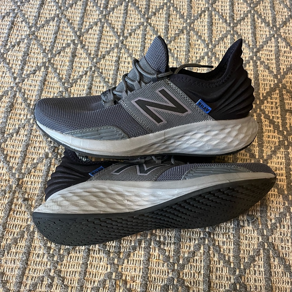 New Balance Roav Running Shoes